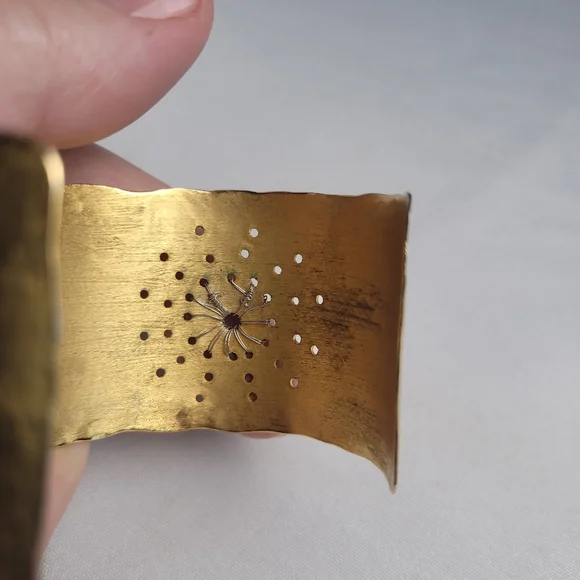 Judith Haas New York Signed Gold Wide Cuff Bracelet Sunburst - Picture 12 of 12